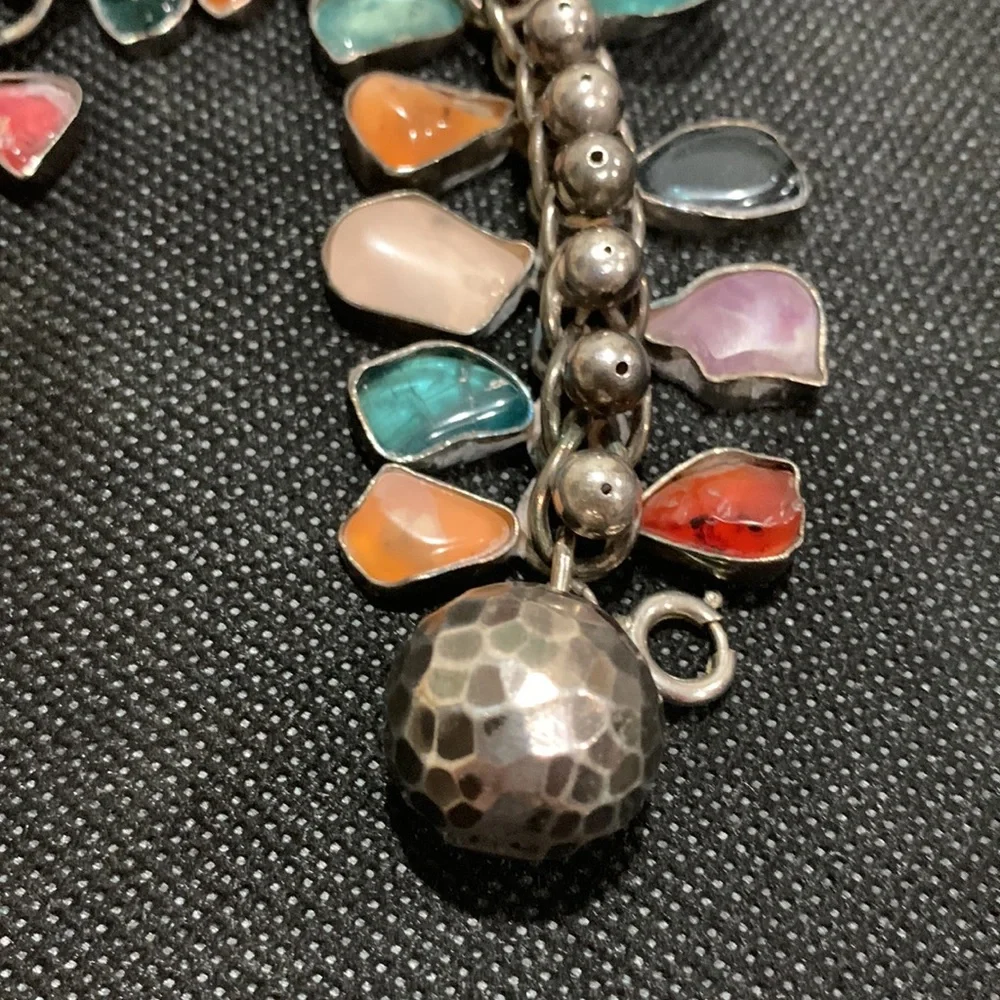 Unique vintage sterling silver and gem bracelet - Picture 3 of 16